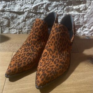 Charles David Leopard Microsuede Ankle Boots NWT Various Sizes Available